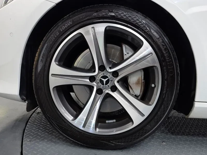 Mercedes-Benz E 300 W213 AVANTGARDE ��������| �������| ����� | Mobile.bg � ����������� 5