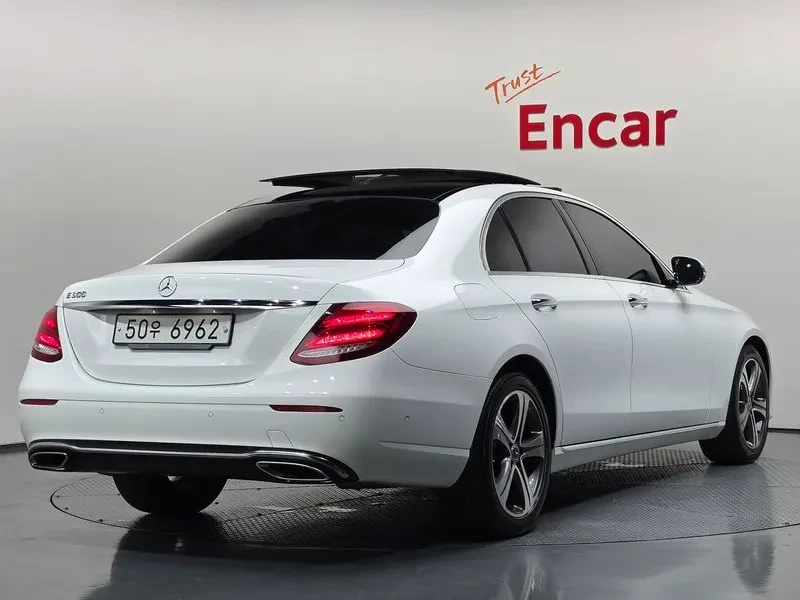 Mercedes-Benz E 300 W213 AVANTGARDE ��������| �������| ����� | Mobile.bg � ����������� 2