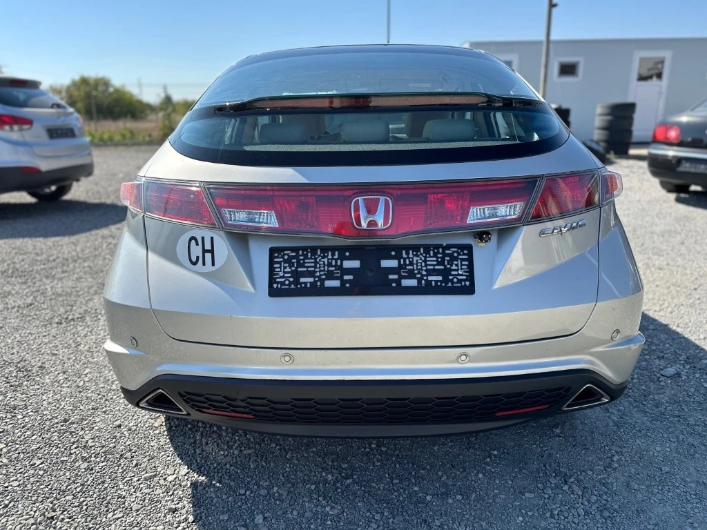 Honda Civic 1.8i - изображение 6