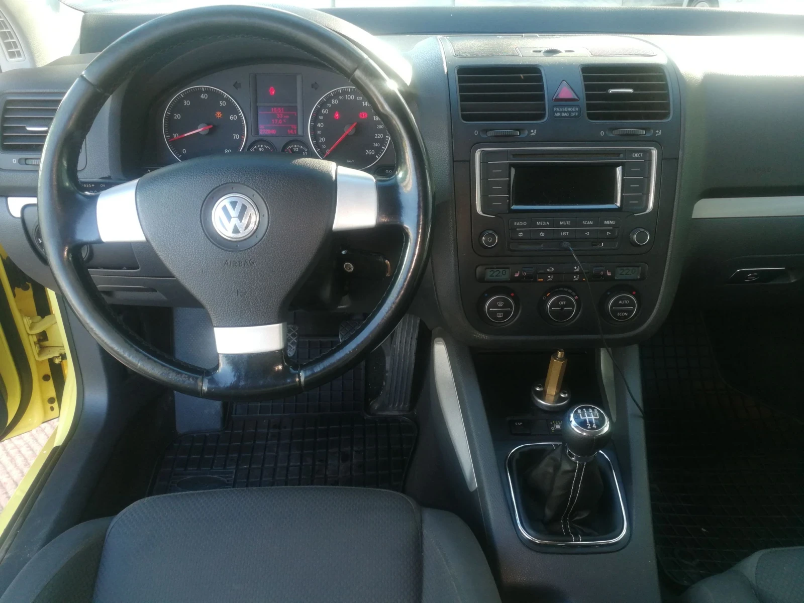 VW Golf 1.6i - изображение 9