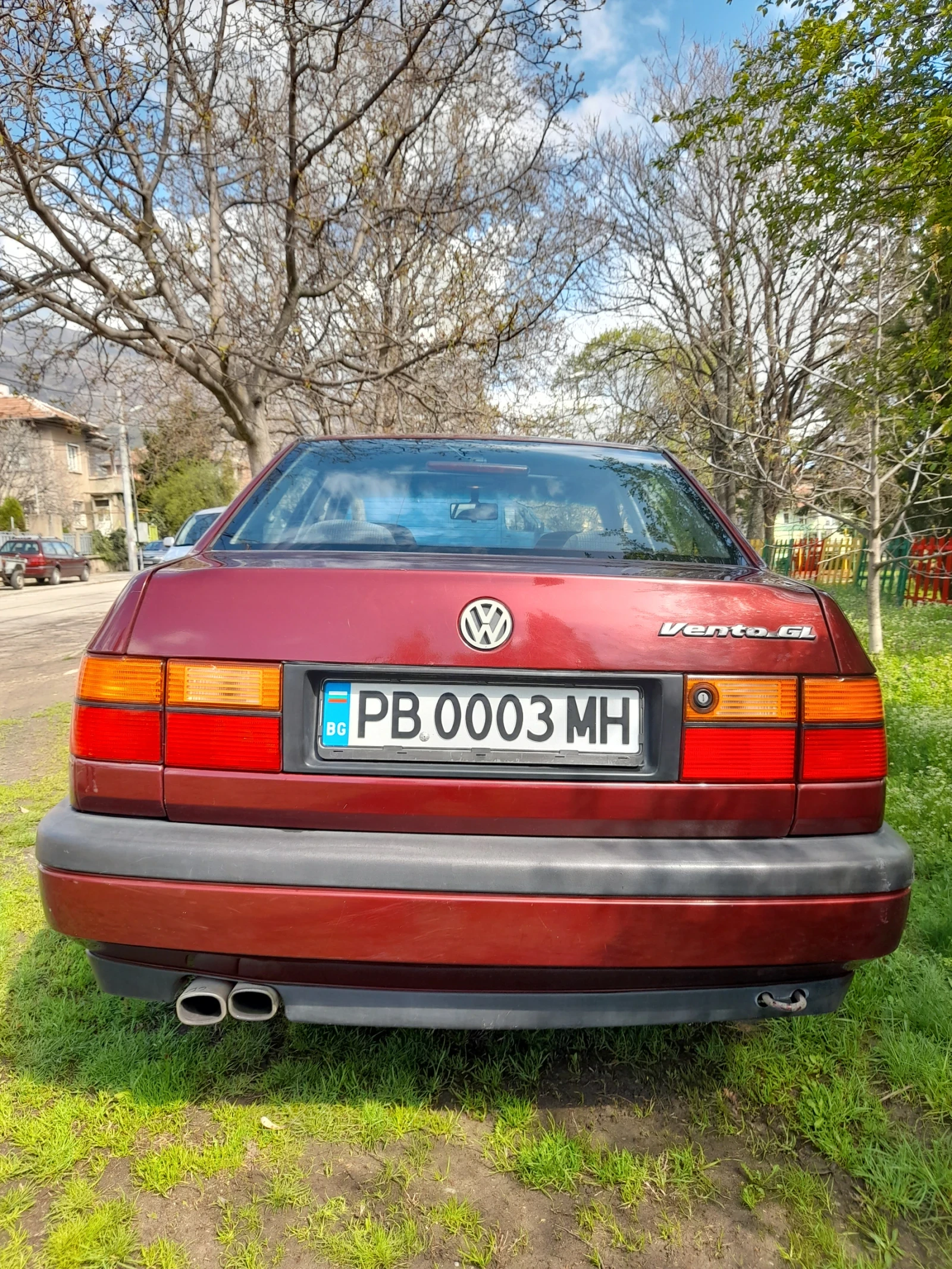VW Vento 1.8GL 75kc - изображение 5