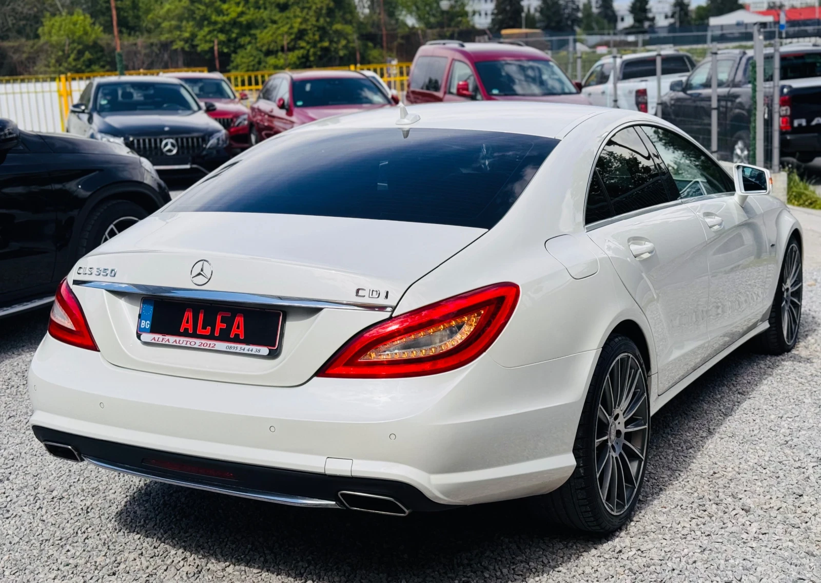 Mercedes-Benz CLS 350 КАПАРИРАНА!!! - изображение 7