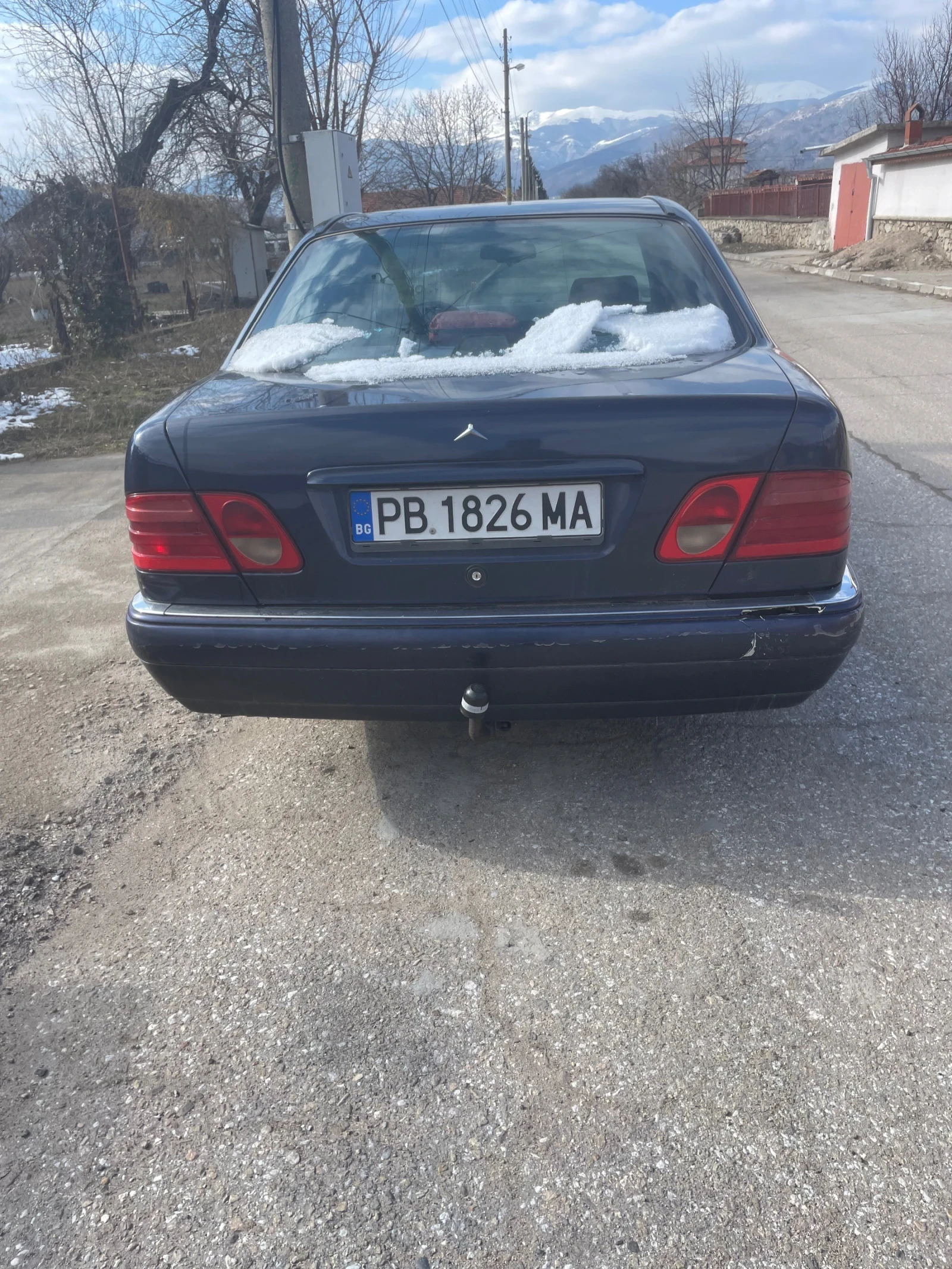 Mercedes-Benz E 290  - изображение 3