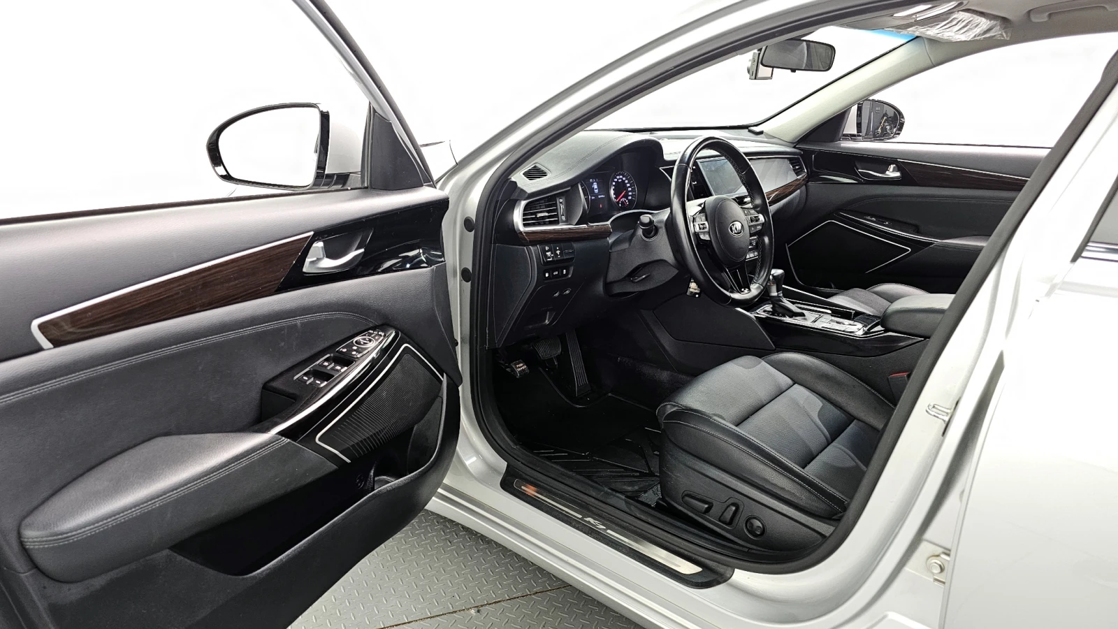 Kia K7 3.0LPI  | Mobile.bg   9