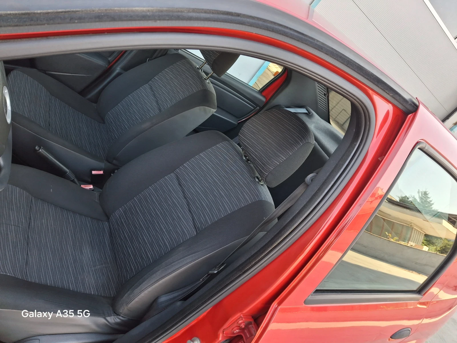 Dacia Logan  - изображение 10