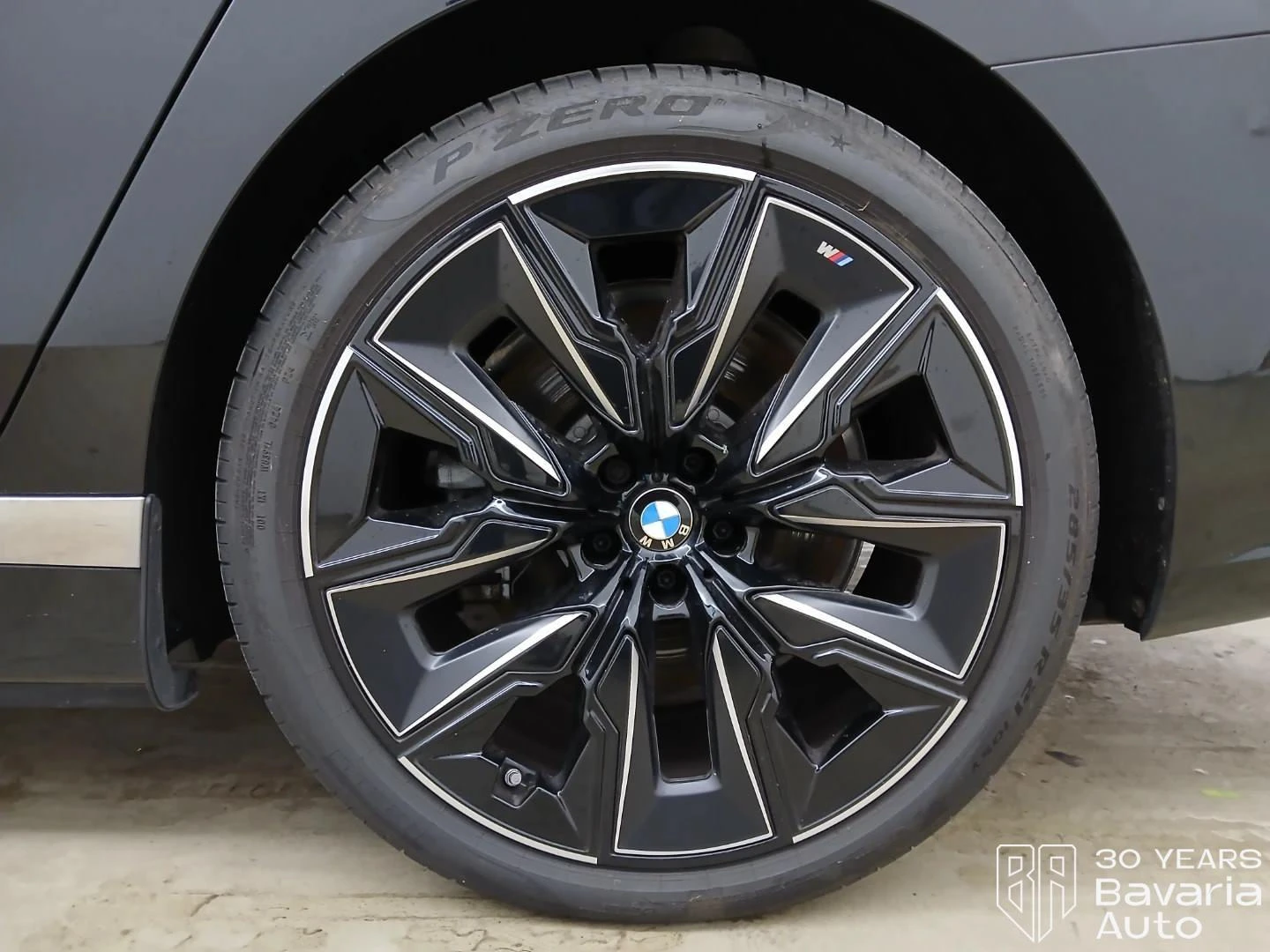 BMW i7 50 eDrive | Mobile.bg   16
