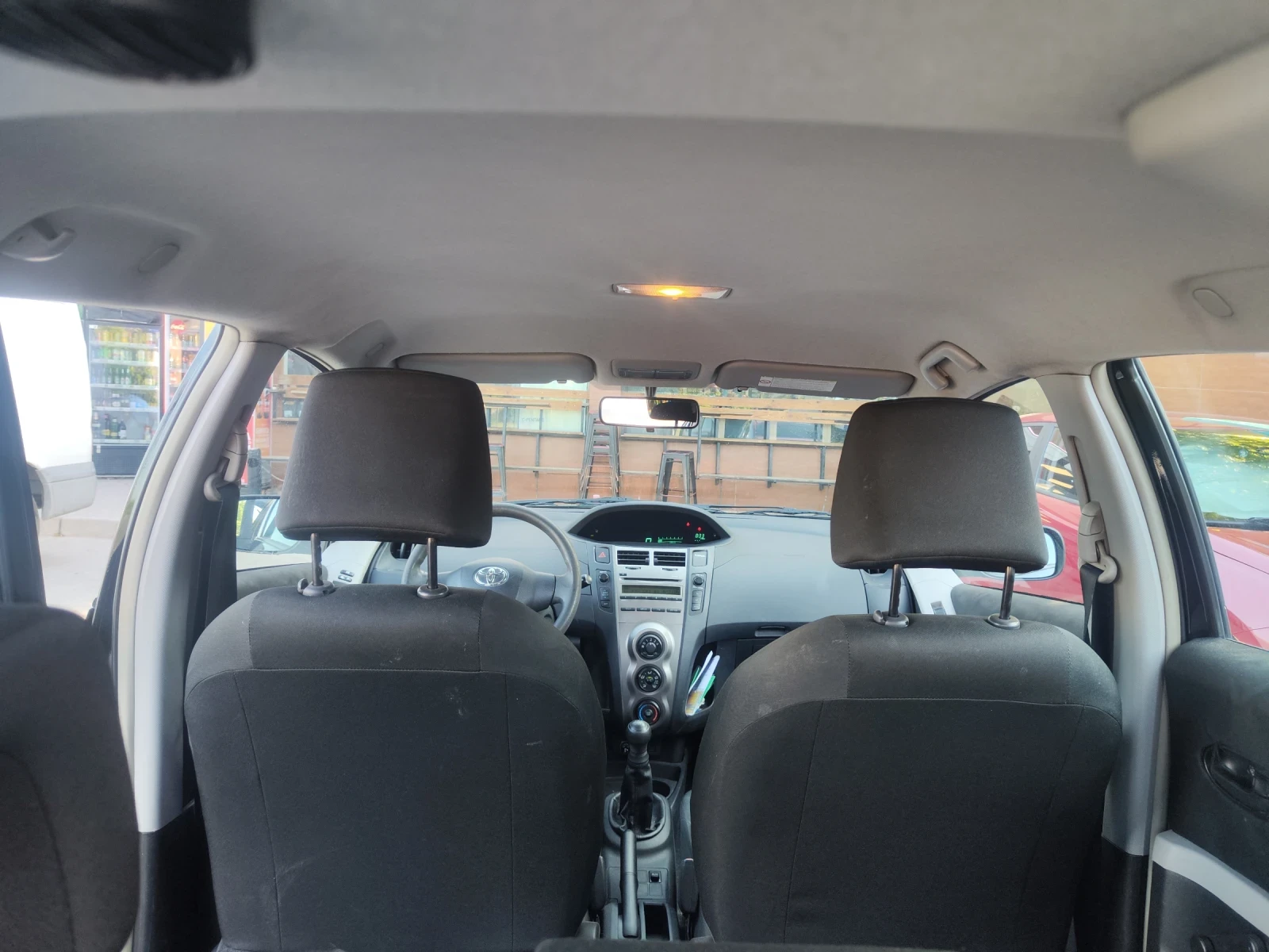 Toyota Yaris Toyota Yaris 1.0 69 ps VVT-I  - изображение 8