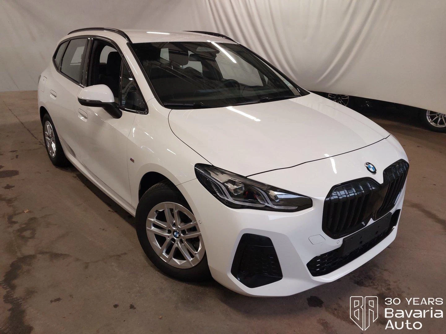 BMW 220 d Active Tourer M Sport Paket Sportautomatic | Mobile.bg   4