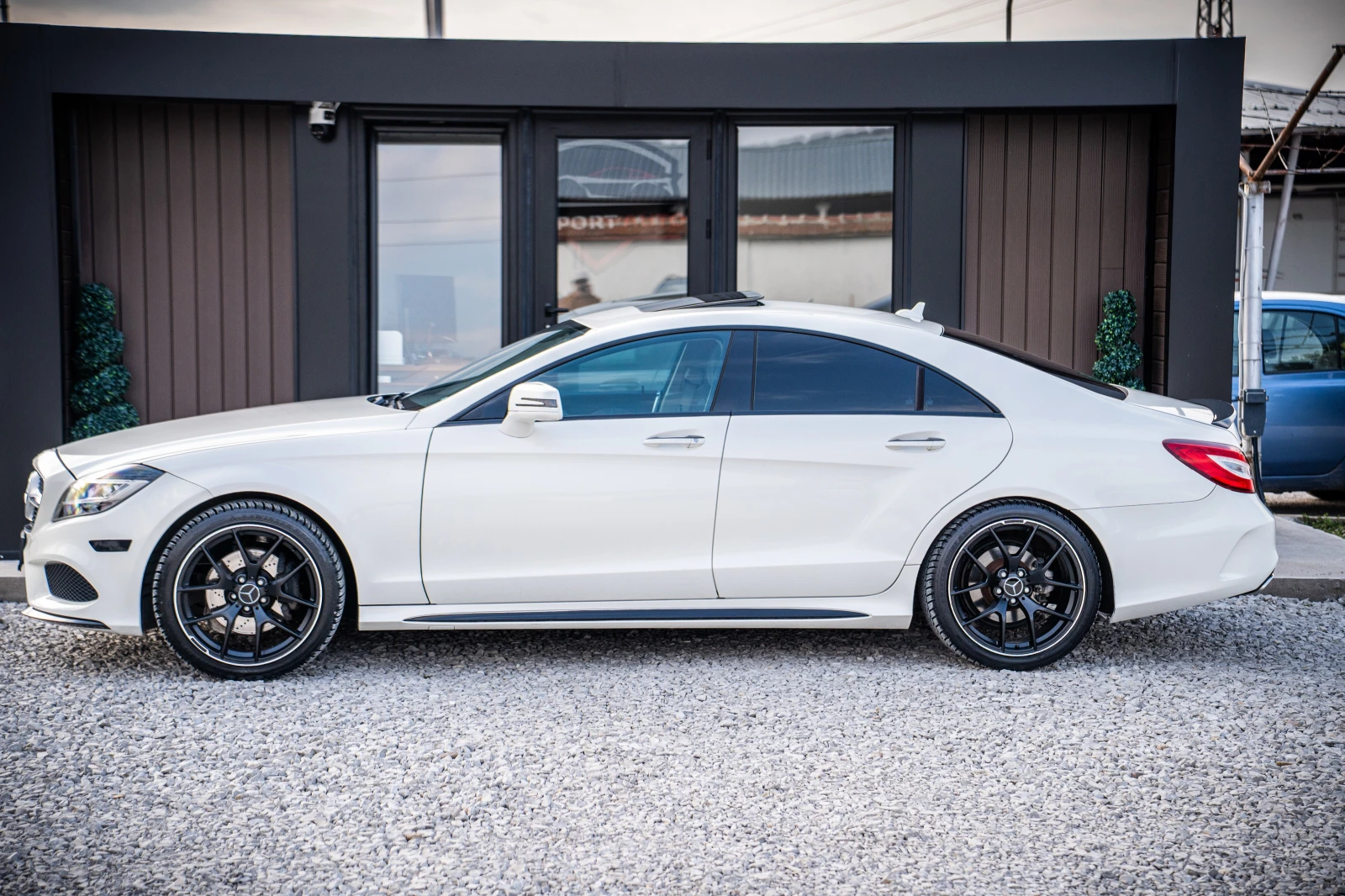Mercedes-Benz CLS 400 * AMG* FULL LED, снимка 5 - Автомобили и джипове - 52650935