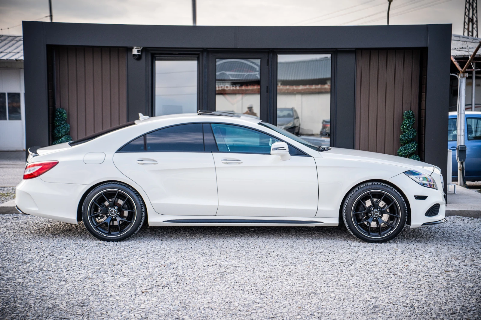 Mercedes-Benz CLS 400 * AMG* FULL LED, снимка 4 - Автомобили и джипове - 52650935