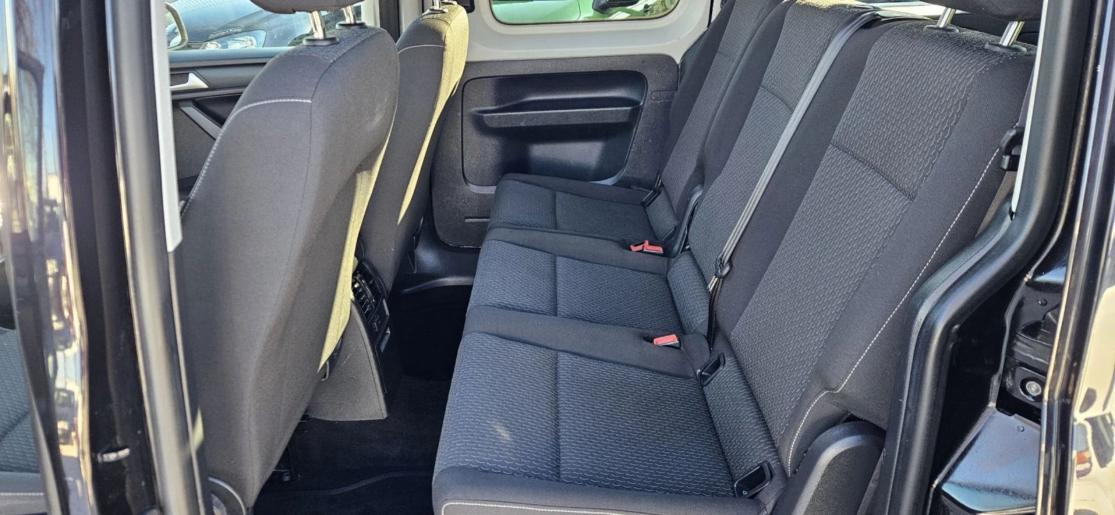 VW Caddy 2.0TDI* 102��* 4+ 1* NAVI* 2017� | Mobile.bg � ����������� 11