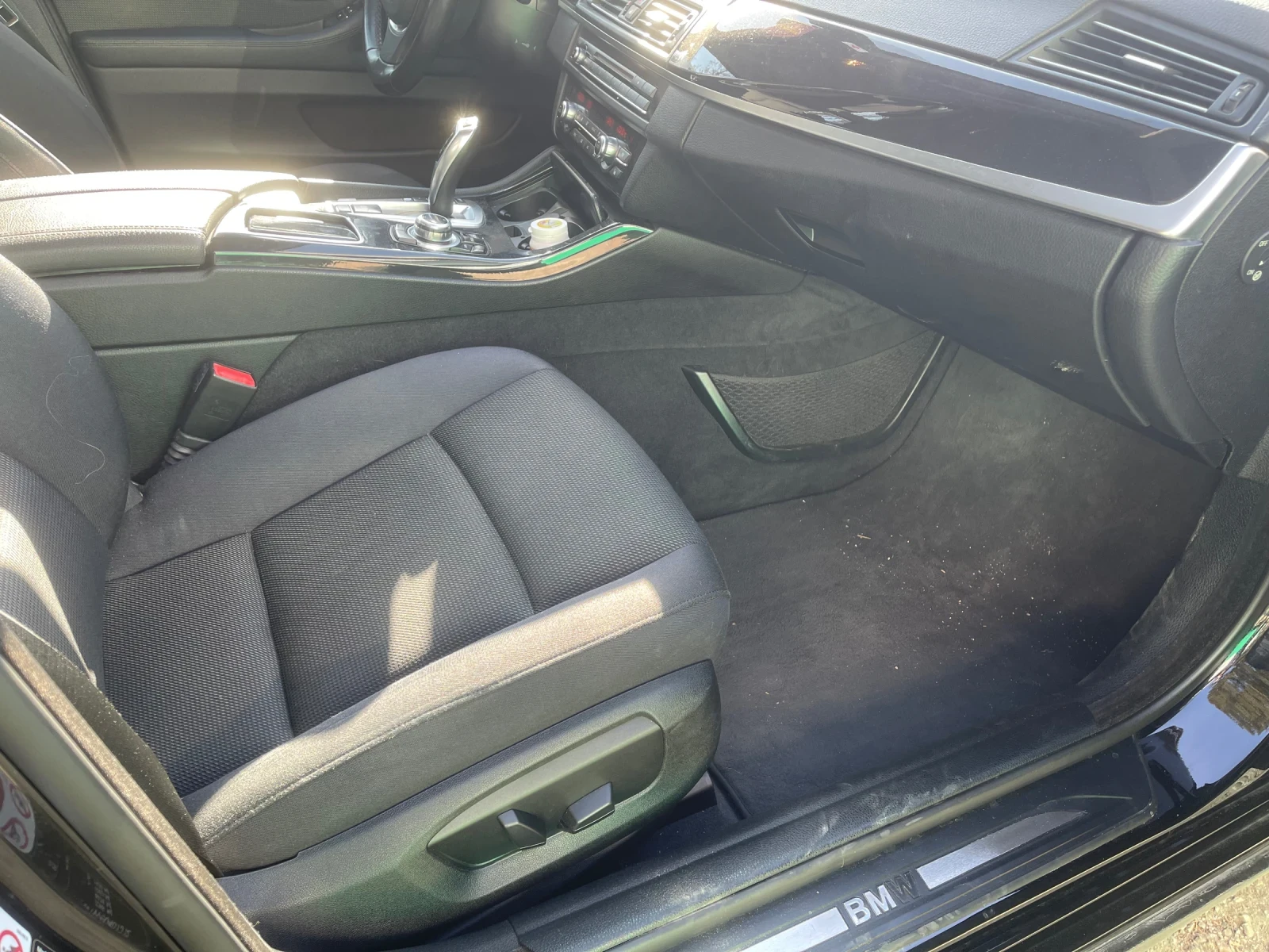 BMW 520 FACE  190 к.с LED XENON, снимка 9 - Автомобили и джипове - 53834168