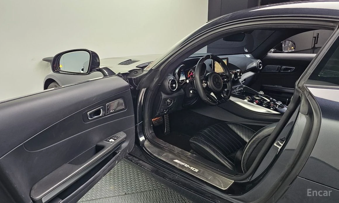 Mercedes-Benz AMG GT, снимка 10 - Автомобили и джипове - 54079900