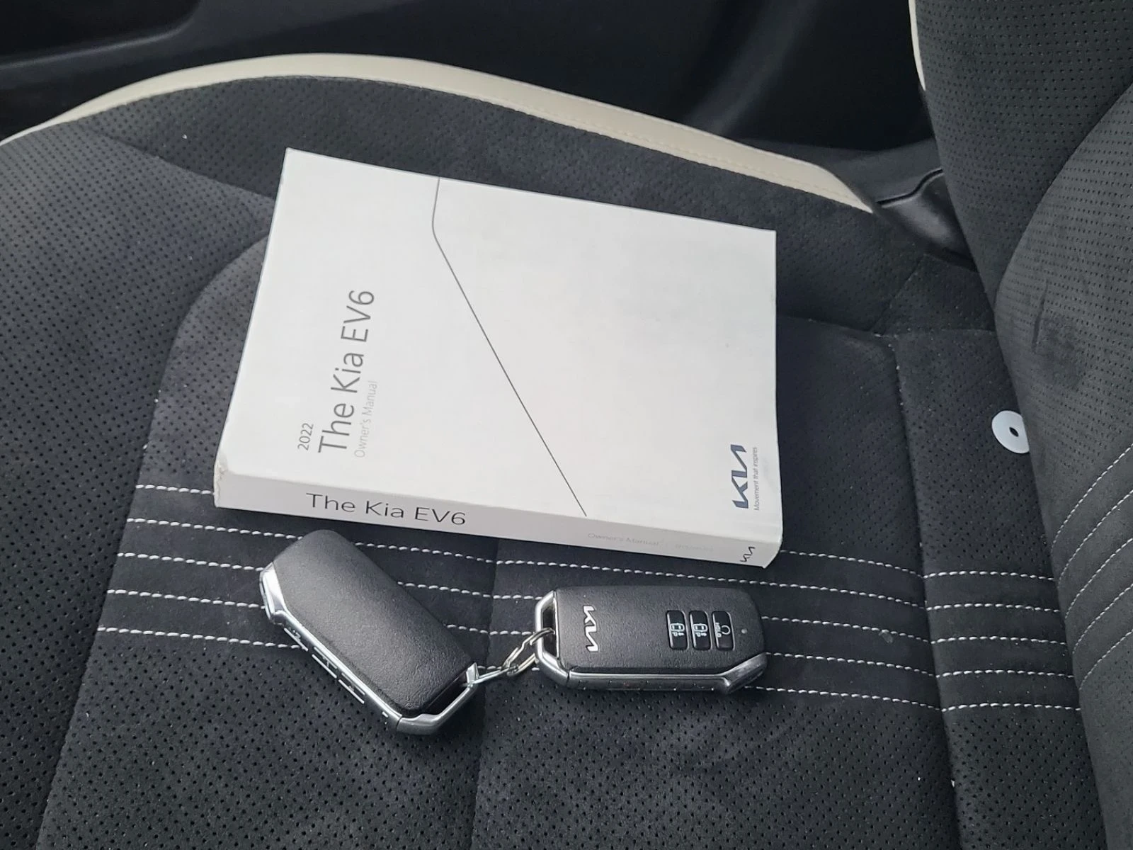 Kia EV6 GT-Line | HARMAN KARDON | 360  | DISTRONIC | ОБДУХ, снимка 10 - Автомобили и джипове - 54231871