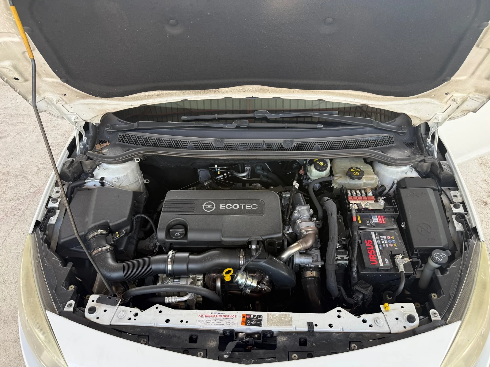 Opel Astra, снимка 11 - Автомобили и джипове - 54895618