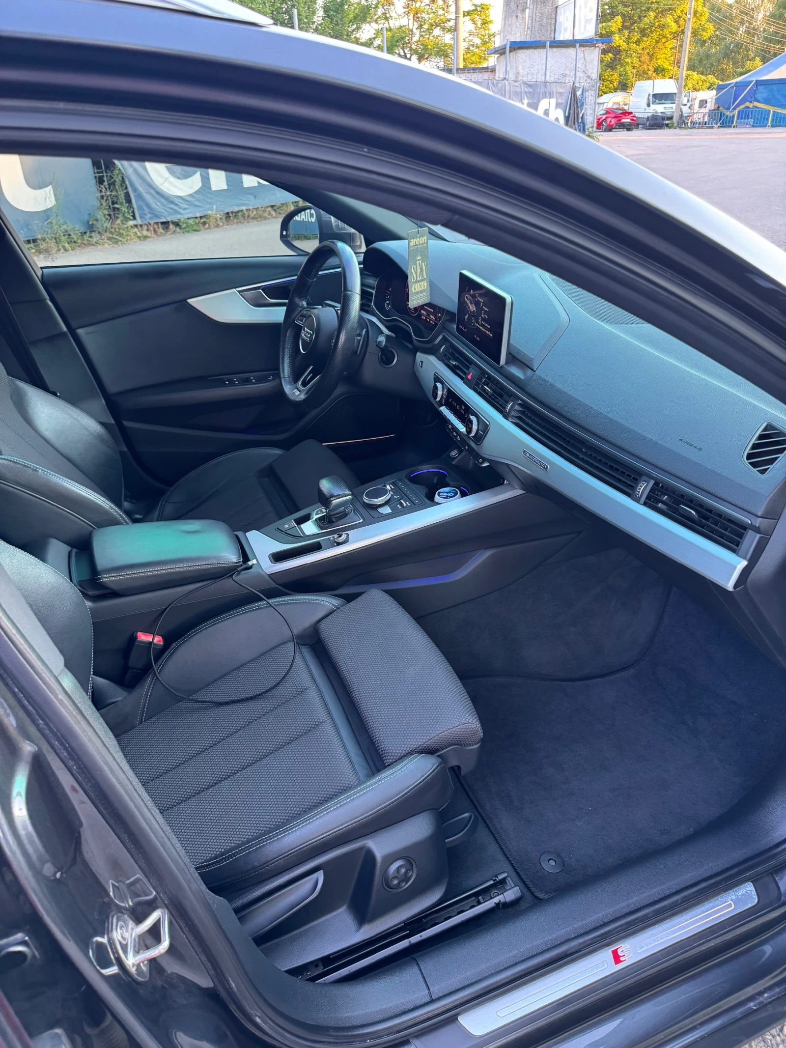 Audi A4 Audi a4 2.0tdi quattro 3x s-line, снимка 12 - Автомобили и джипове - 54978798