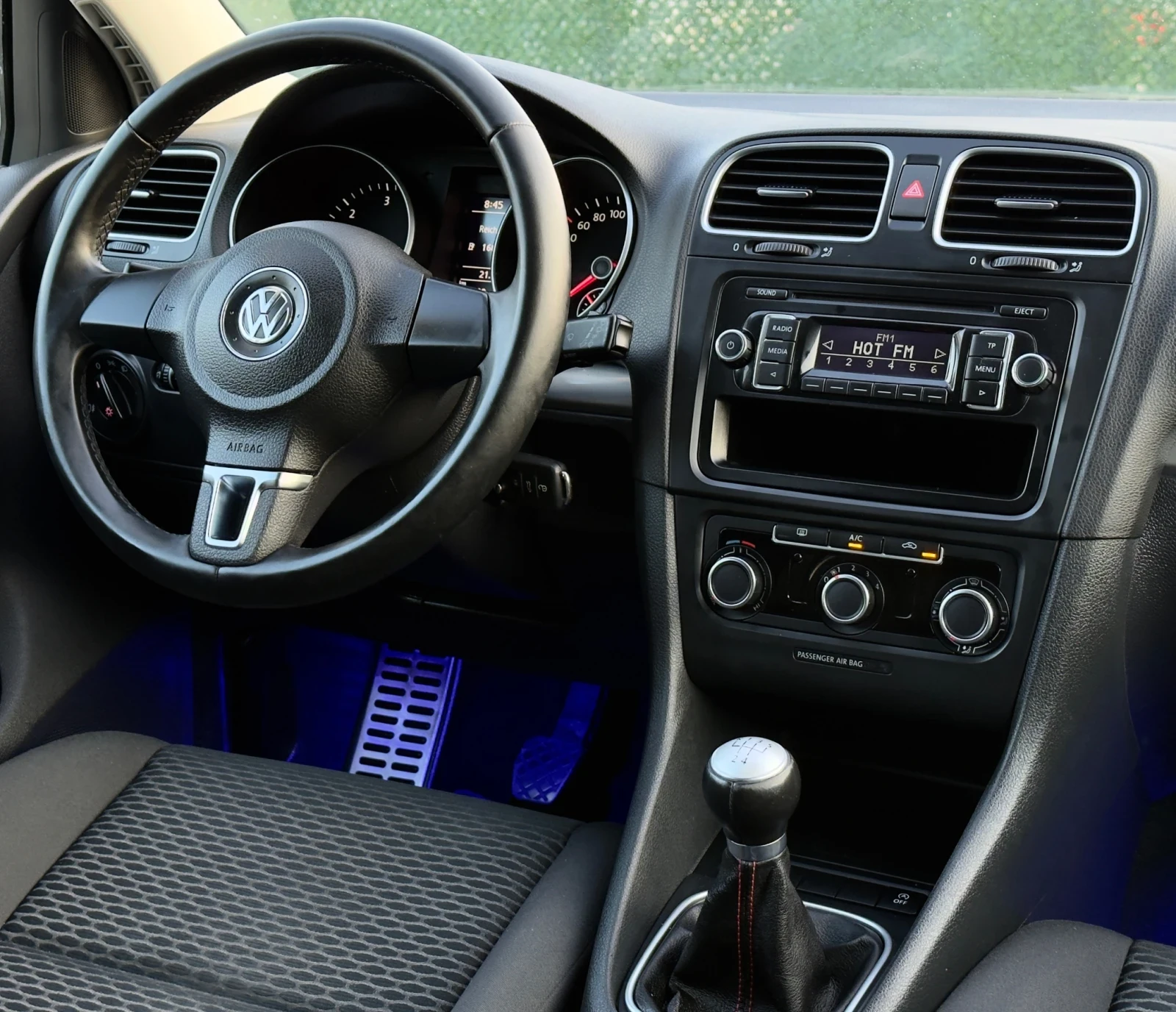 VW Golf 1.6TDi 105hp | Mobile.bg � ����������� 12