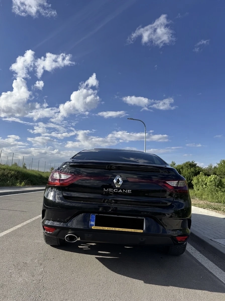 Renault Megane 1.5DIESEL / INTENSE, снимка 8 - Автомобили и джипове - 55885059