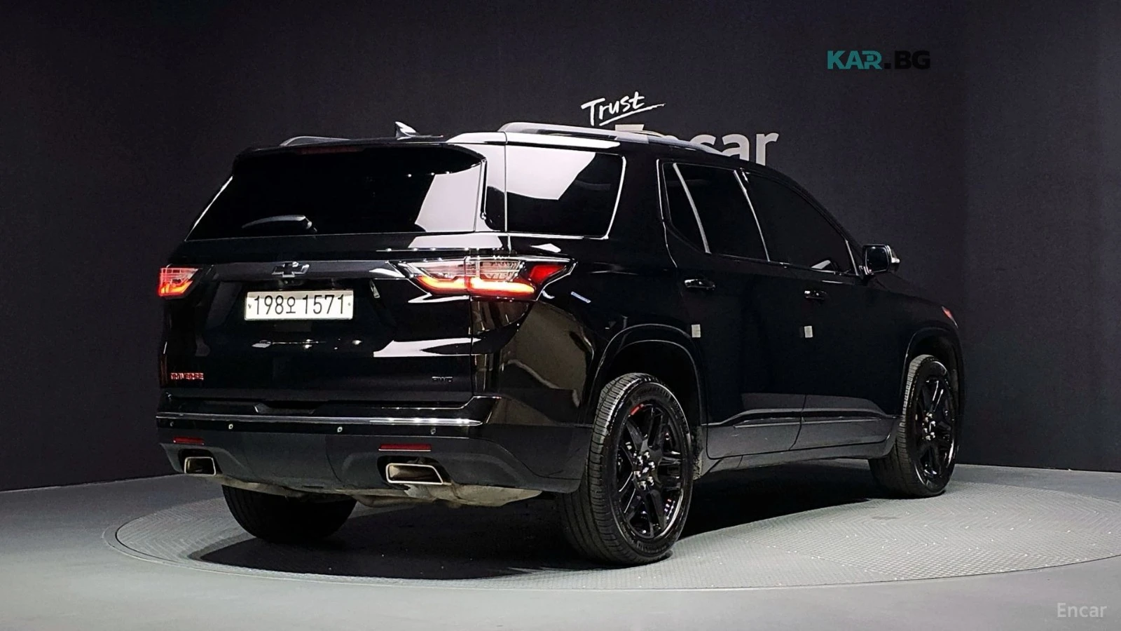 Chevrolet Traverse 3.6* AWD* REDLINE* BOSE* ПОДГРЕВ* ОБДУХВАНЕ* ПАНО*, снимка 2 - Автомобили и джипове - 56073685