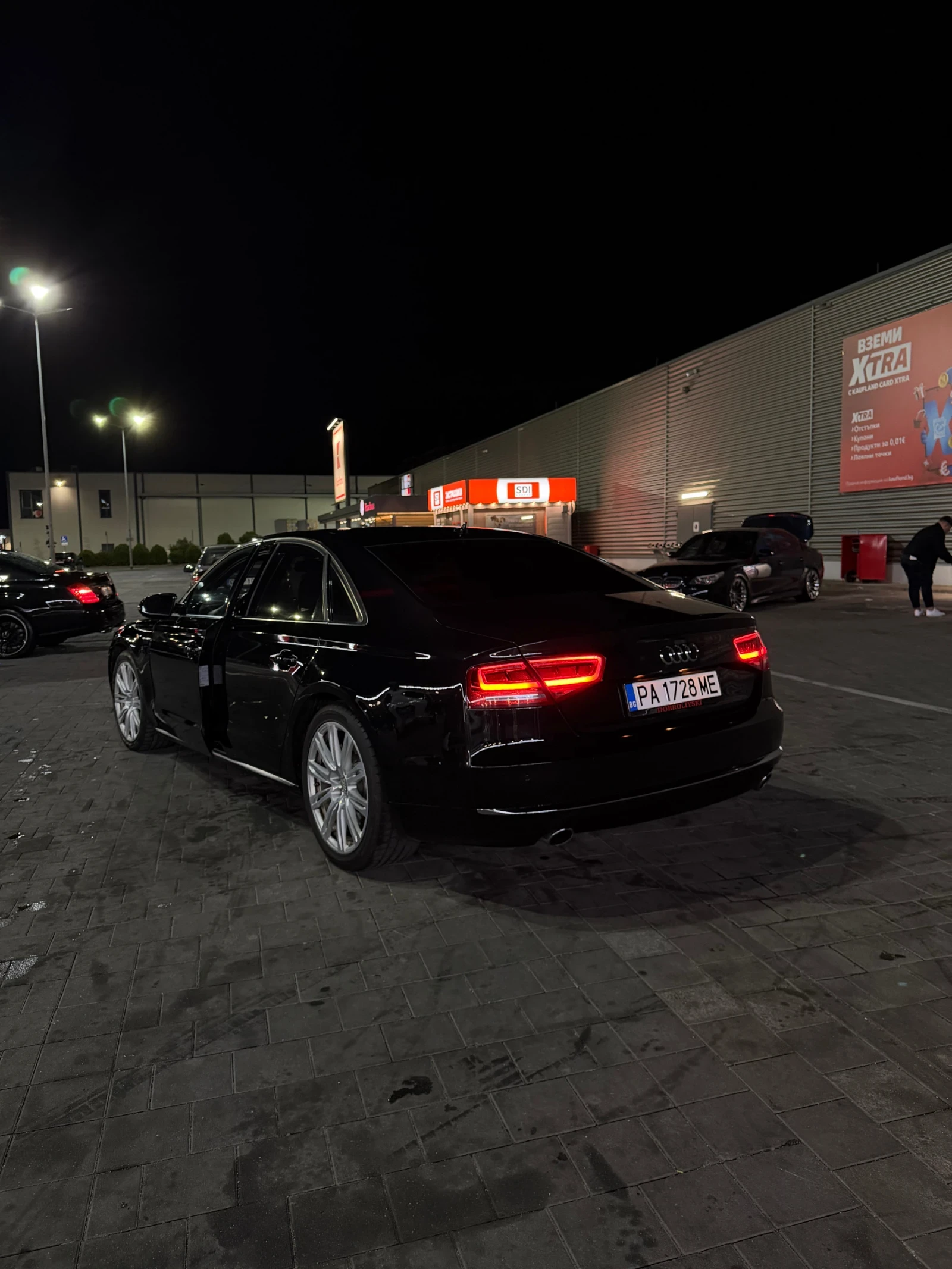 Audi A8, снимка 9 - Автомобили и джипове - 56207775