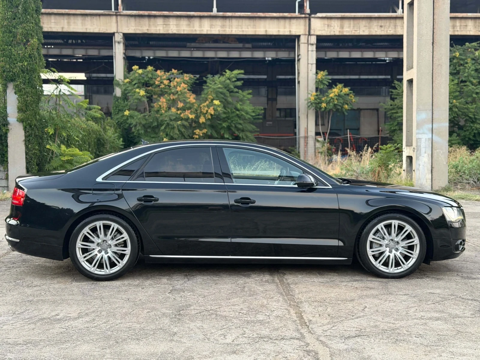Audi A8, снимка 4 - Автомобили и джипове - 56207775