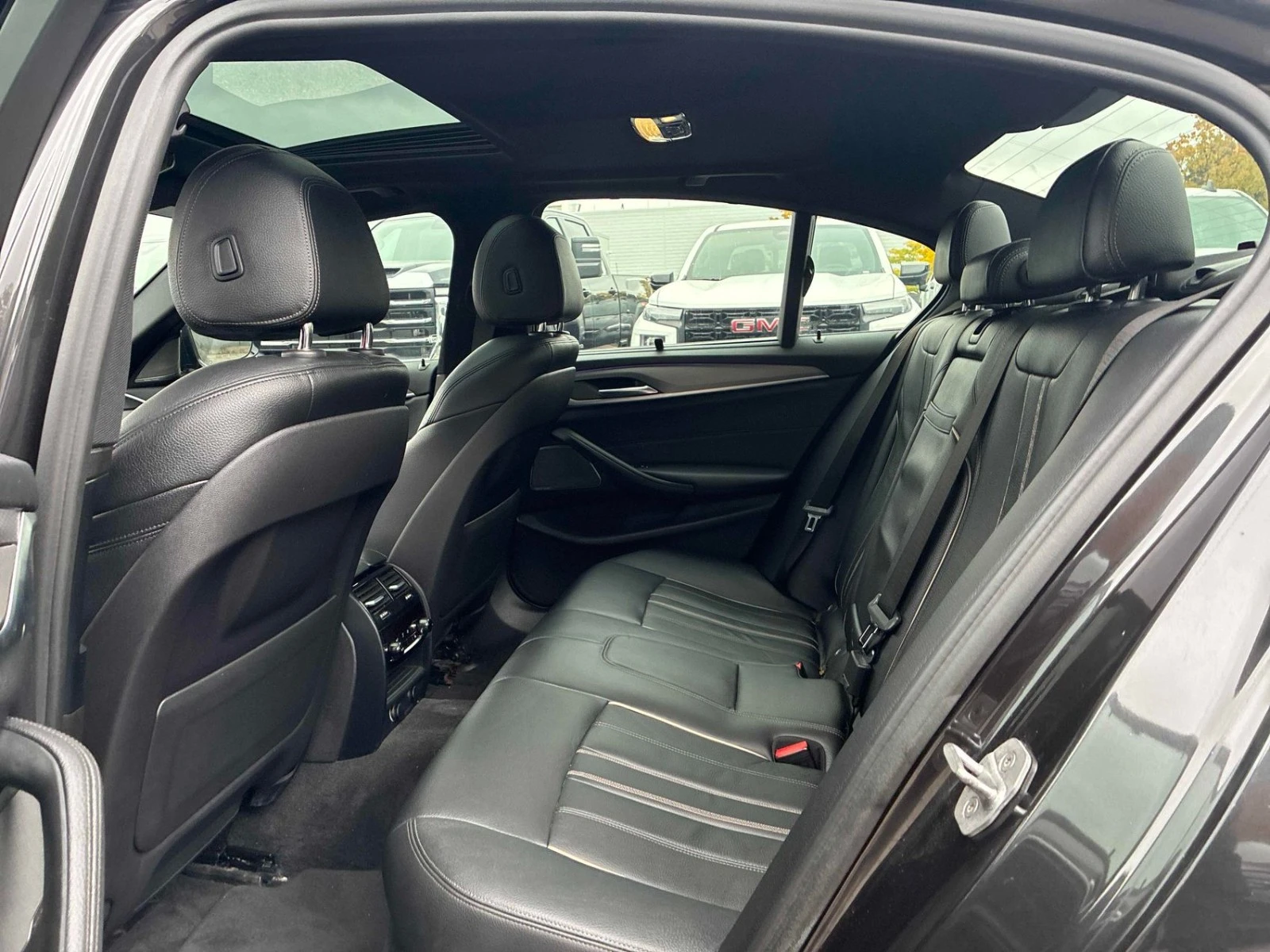 BMW 530 | xDrive | M Sport | ���� �� �������� & ���������� | Mobile.bg � ����������� 11