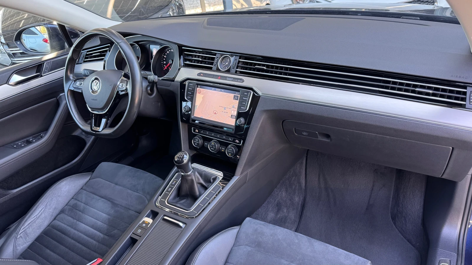 VW Passat 2.0TDI 190�� 6�� HIGHLINE* LED* ���������* TOP*  | Mobile.bg � ����������� 10