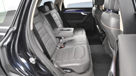 VW Touareg 3.0 TDI* ЕЛ. БАГАЖНИК* BLIND SPOT* ЛЮК* КРАЙНА ЦЕН, снимка 12