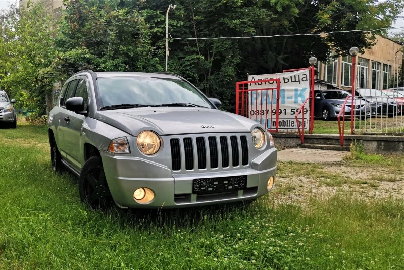 Jeep Compass 2.4i 4x4, снимка 1 - Автомобили и джипове - 39027432