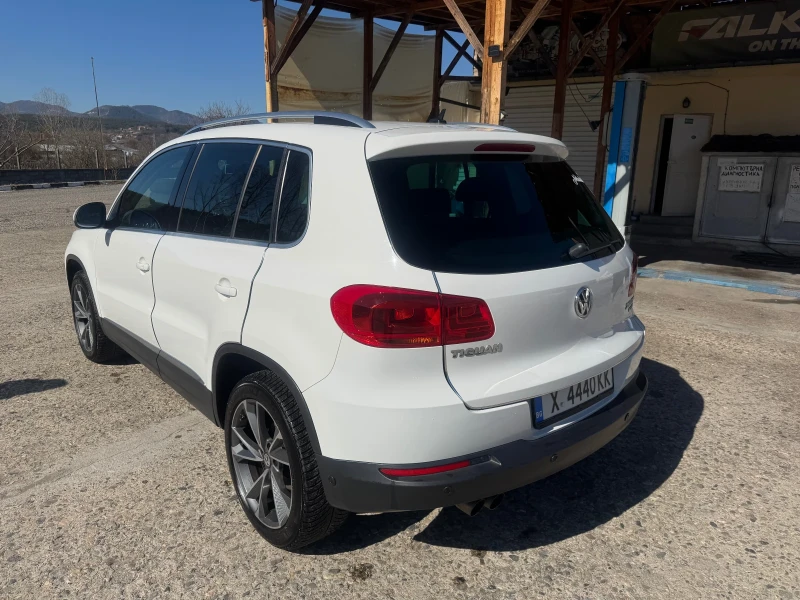 VW Tiguan, снимка 3 - Автомобили и джипове - 49394038