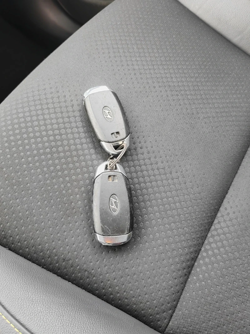 Hyundai Kona 1.0, 120к.с. ТОП, снимка 13 - Автомобили и джипове - 53284184