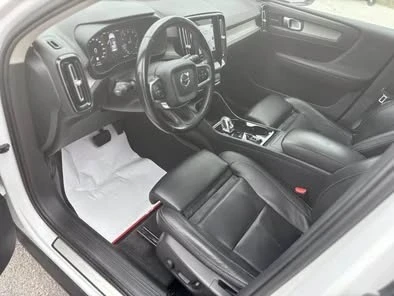 Volvo XC40  - изображение 8