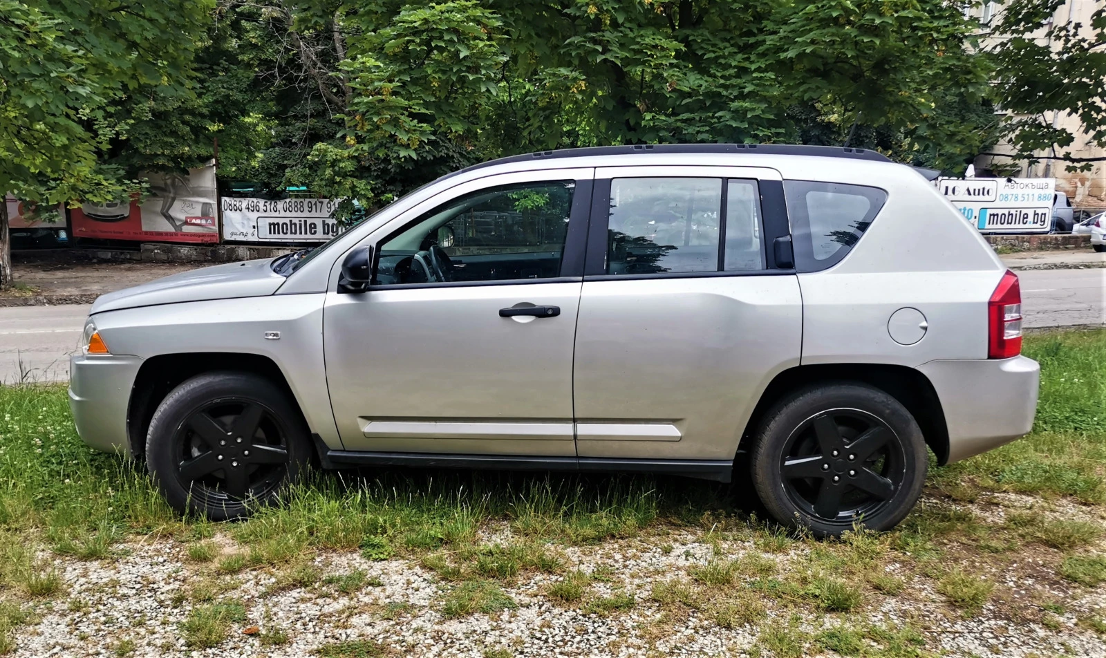 Jeep Compass 2.4i 4x4 - изображение 6