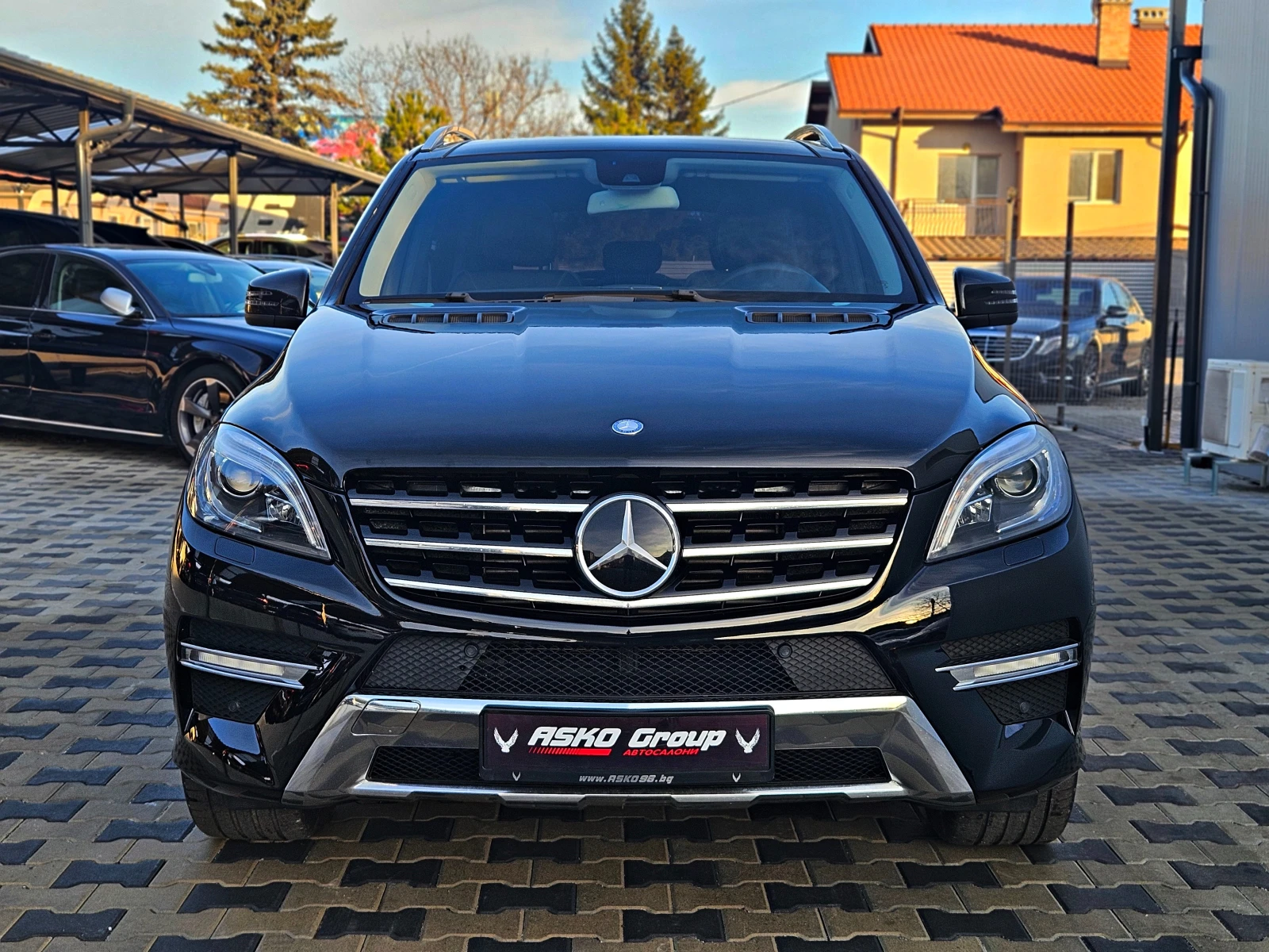 Mercedes-Benz ML 350 AMG/GERMANY/PANO/DISTR/CAMERA/ПОДГРЕВ/AIR/AMBI/LIZ - изображение 3