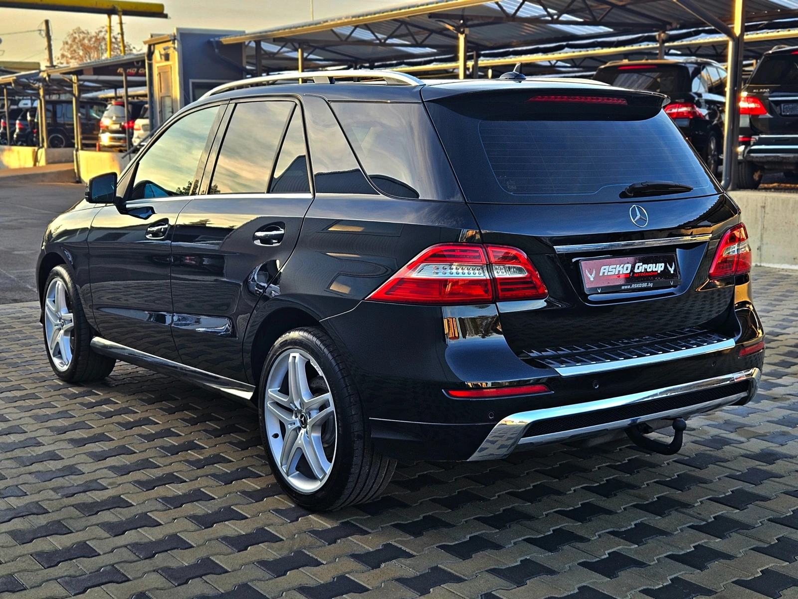 Mercedes-Benz ML 350 AMG/GERMANY/PANO/DISTR/CAMERA/ПОДГРЕВ/AIR/AMBI/LIZ - изображение 8