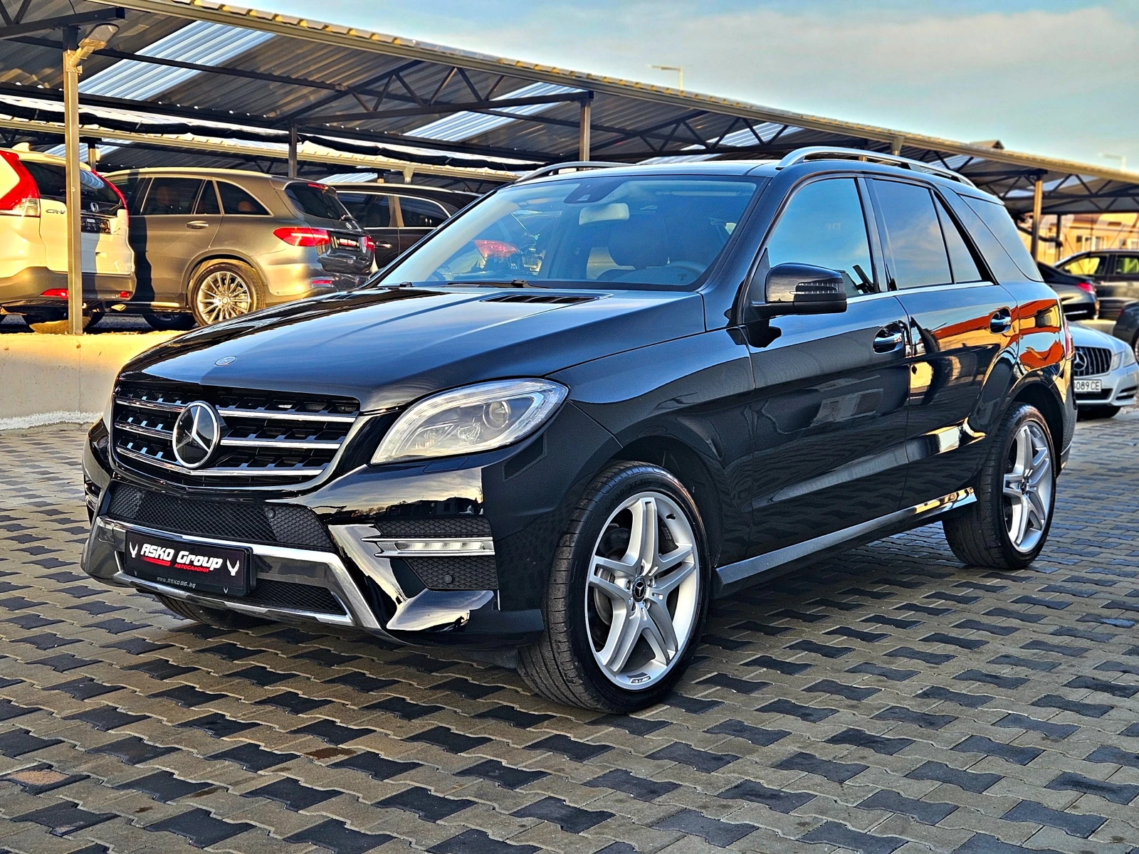 Mercedes-Benz ML 350 AMG/GERMANY/PANO/DISTR/CAMERA/ПОДГРЕВ/AIR/AMBI/LIZ - изображение 2