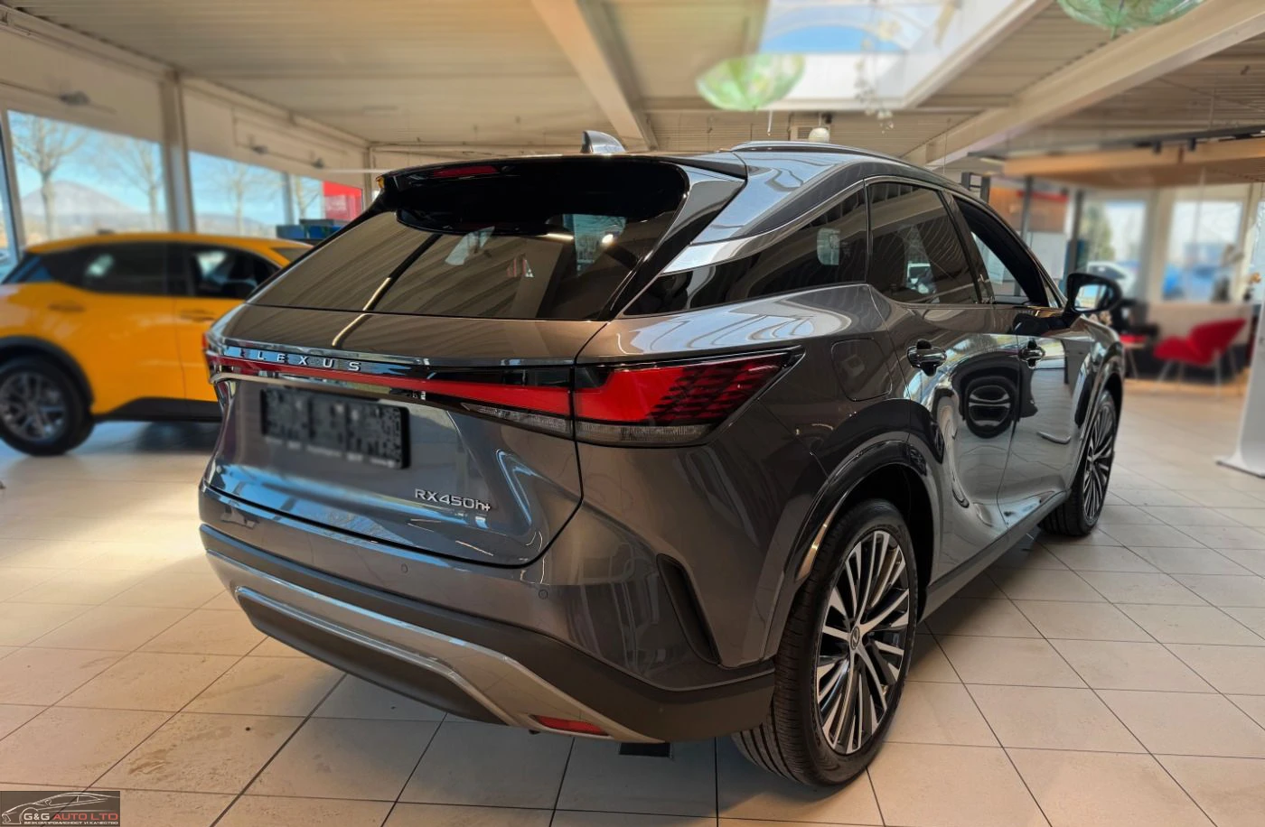 Lexus RX 450h plus НОВ!/EXECUTIVE/PHEV/ACC/PANO/360/4X4/137f - изображение 4
