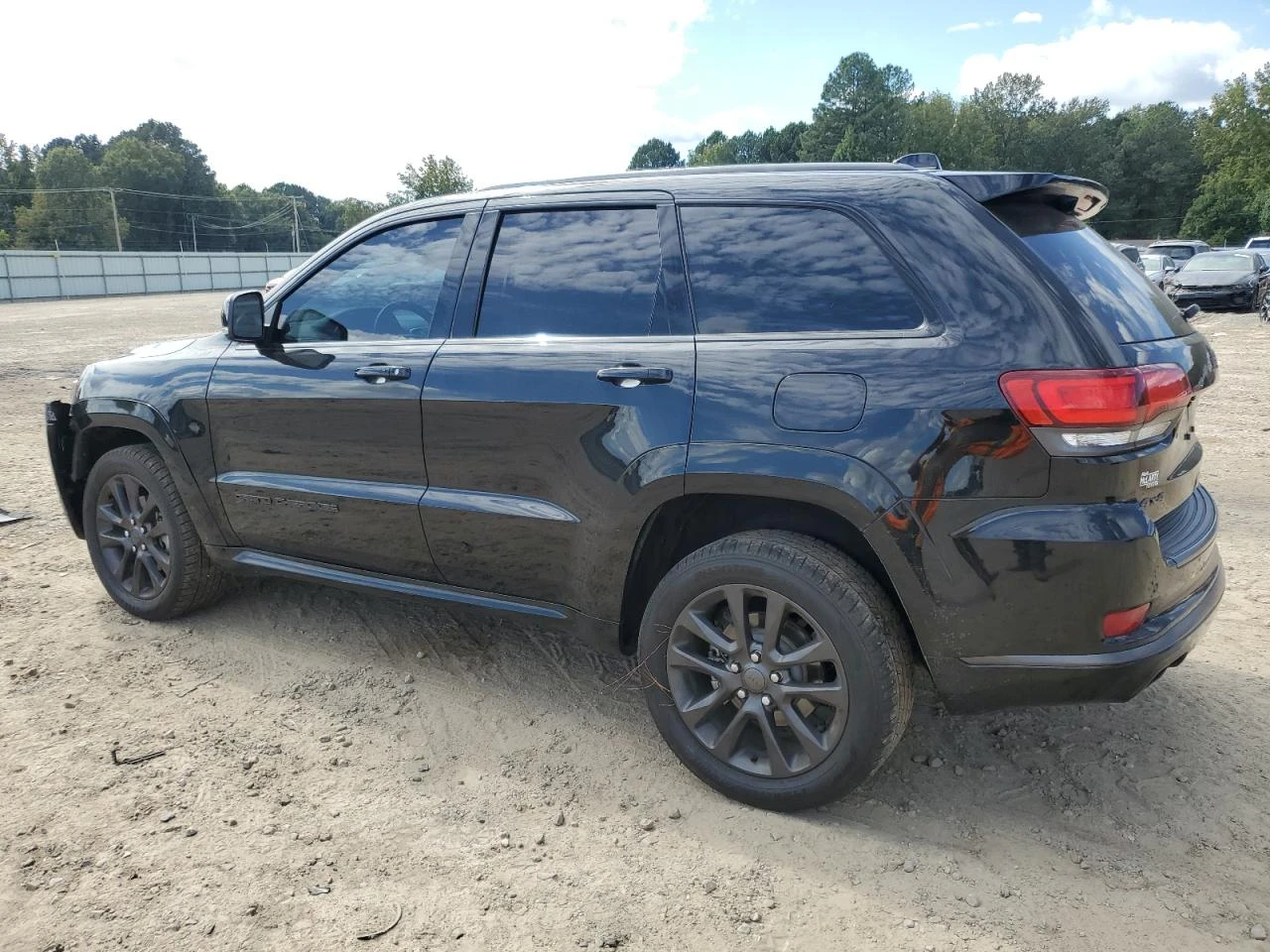 Jeep Grand cherokee Overland / 3.6 V6 / 4x4 / Кожа / ОБДУХВ. / - изображение 2