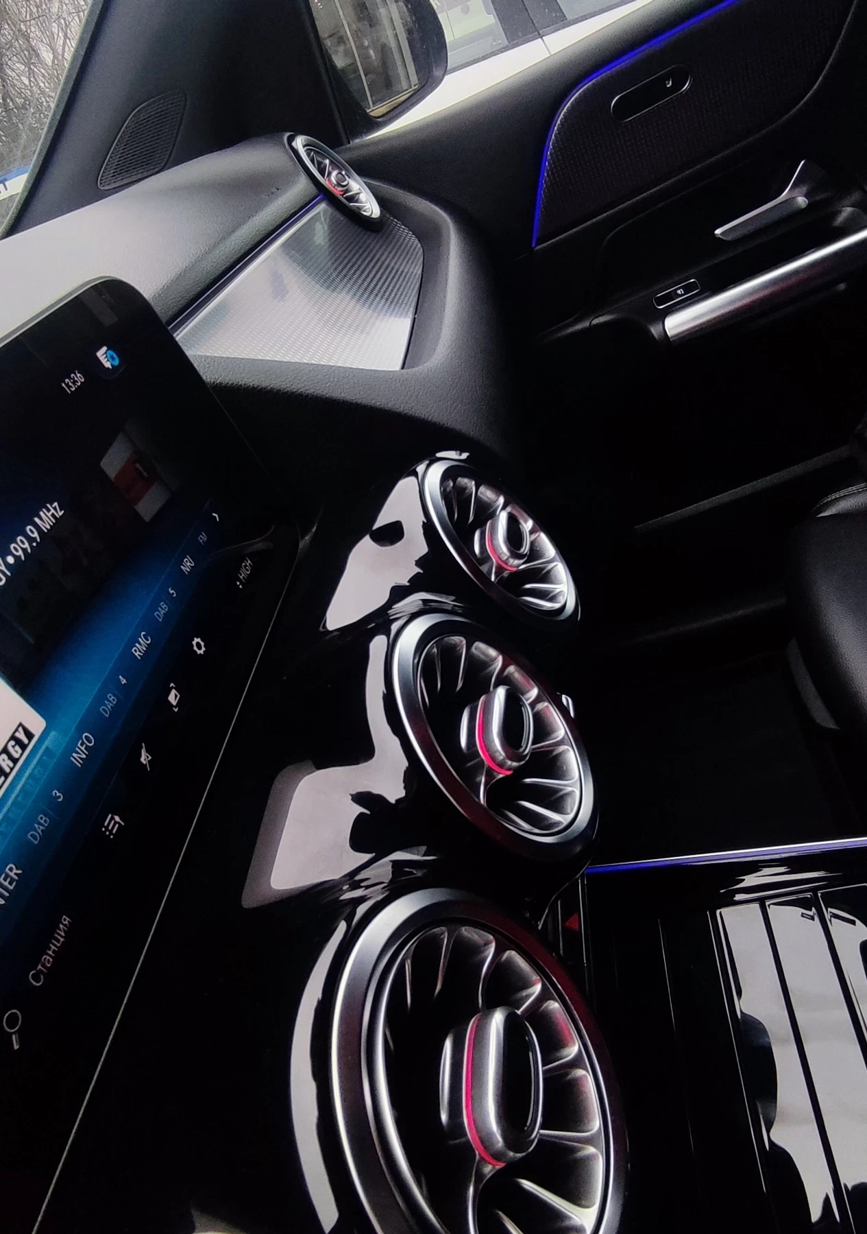 Mercedes-Benz GLA 200 Full Led* Cameras* Ambient - изображение 6