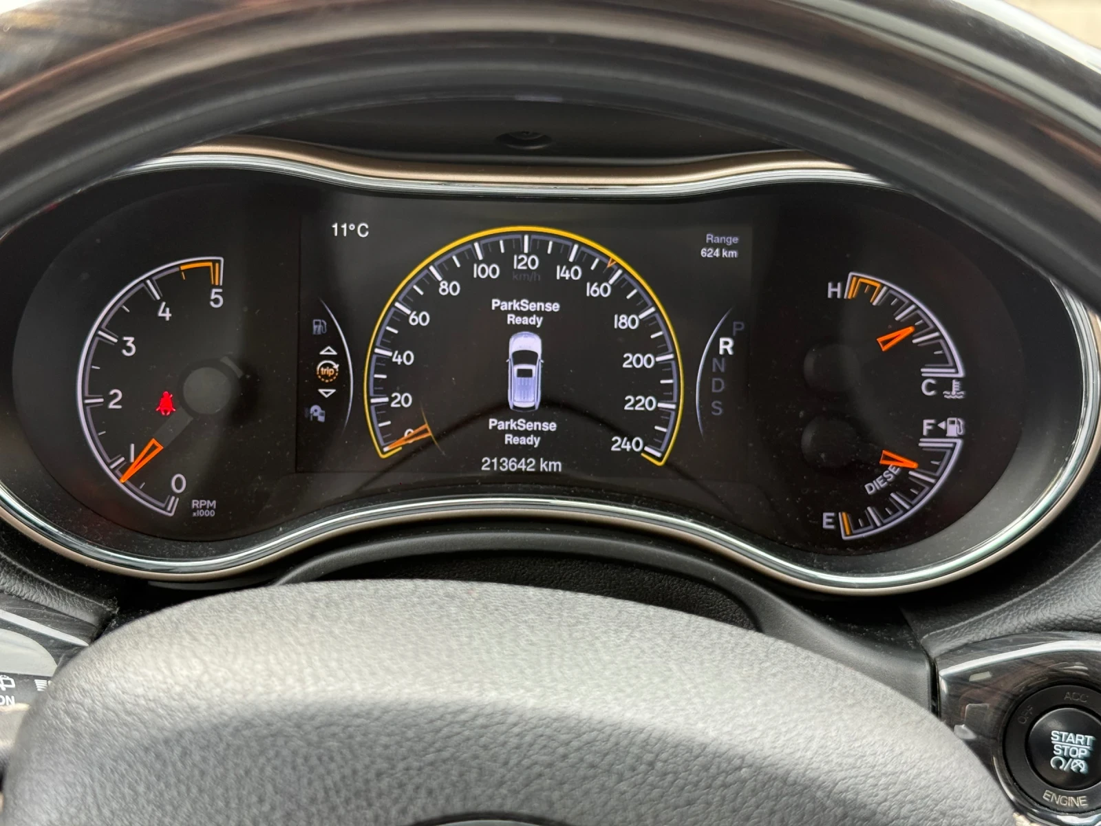 Jeep Grand cherokee Overland* Panorama* Kamera* 4X4, снимка 13 - Автомобили и джипове - 53726958