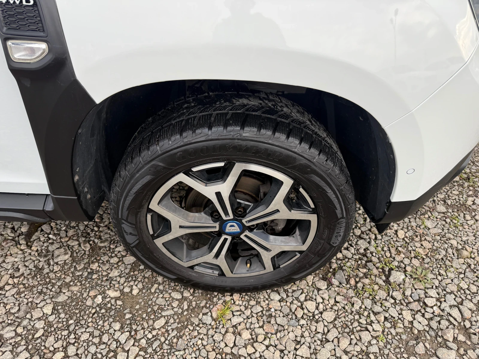 Dacia Duster 1.33 ��������� 4�4 | Mobile.bg � ����������� 8