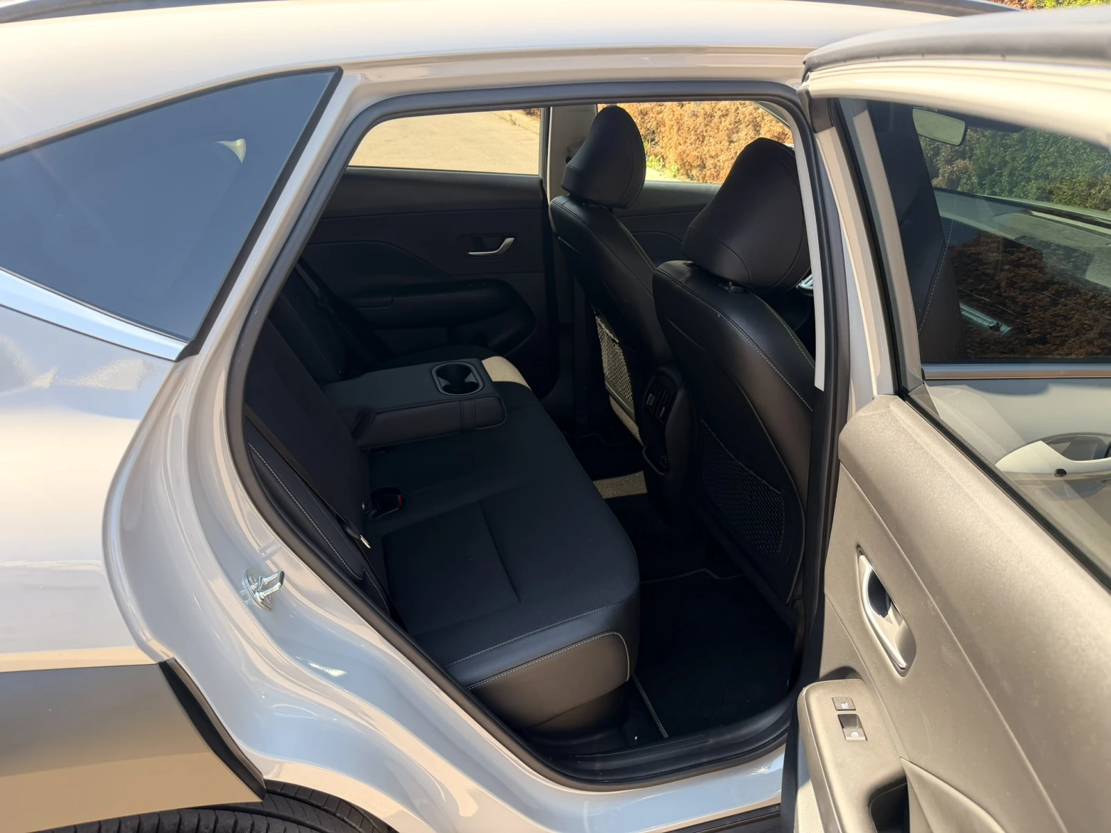 Hyundai Kona Exclusive Hybrid, снимка 12 - Автомобили и джипове - 55102147