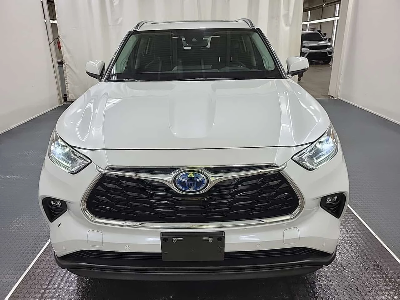Toyota Highlander HYBRID LIMITED| ОБДУХВАНЕ| ПАНО| HUD| 7 МЕСТА| , снимка 6 - Автомобили и джипове - 55278694