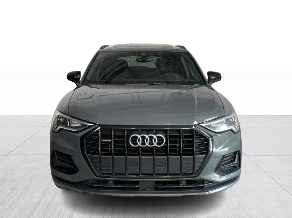 Audi Q3 45TFSI* DISTRONIC* ПАНОРАМА* КАМЕРА* КРАЙНА ЦЕНА