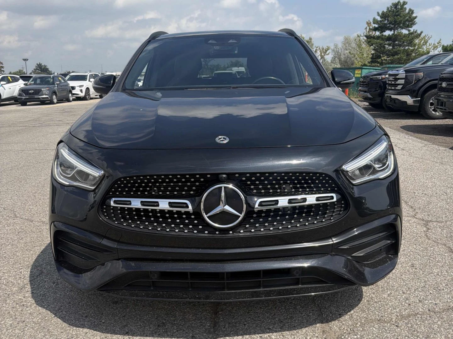 Mercedes-Benz GLA 250 AMG-pkg* Night-pkg* Keyless* CarPlay* Camera* Ambi, снимка 2 - Автомобили и джипове - 55832894