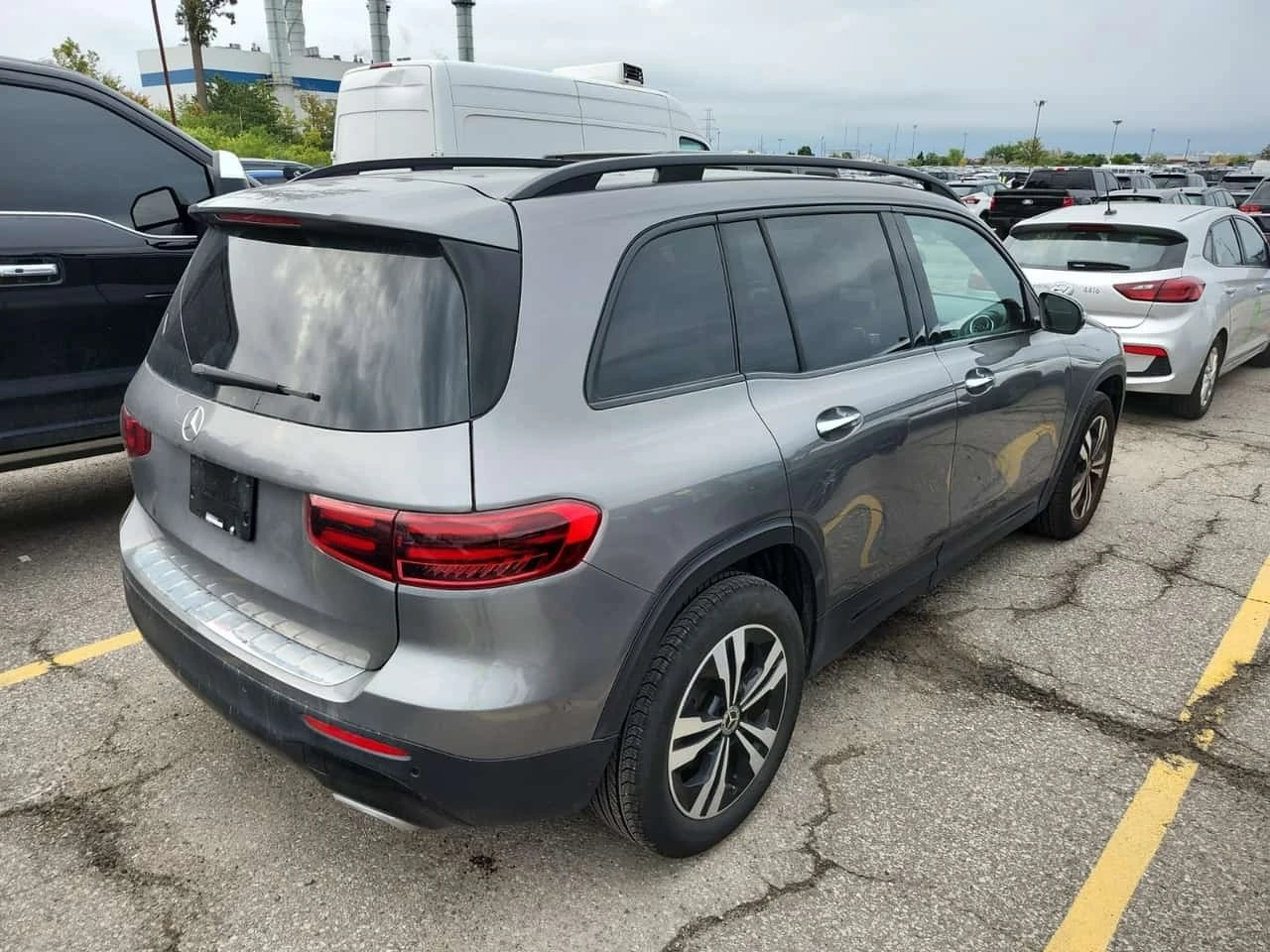 Mercedes-Benz GLB 250 * 4matic Suv * CARFAX * ����� �� ����������� | Mobile.bg � ����������� 2