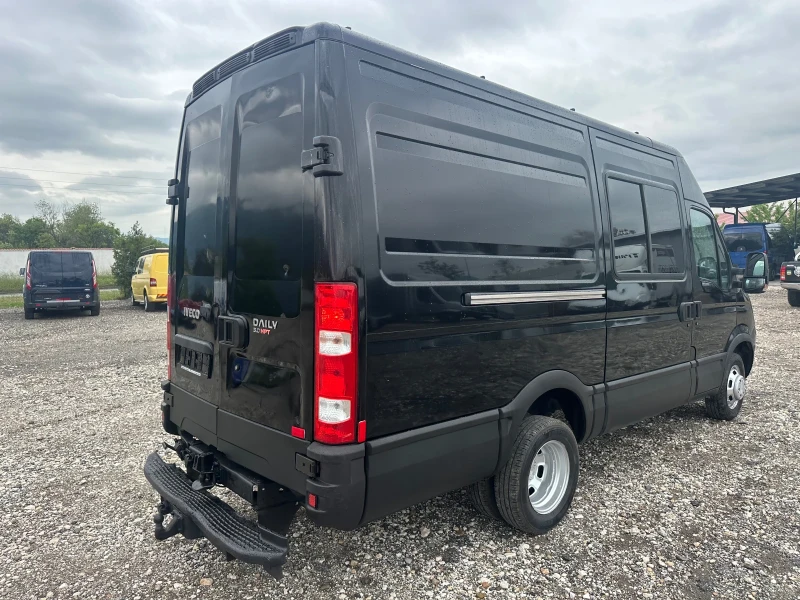 Iveco Daily 50C18!3.0!ДО 3.5т!ДВ.ГУМА!ДВ.КАБИНА!, снимка 5 - Бусове и автобуси - 50312391