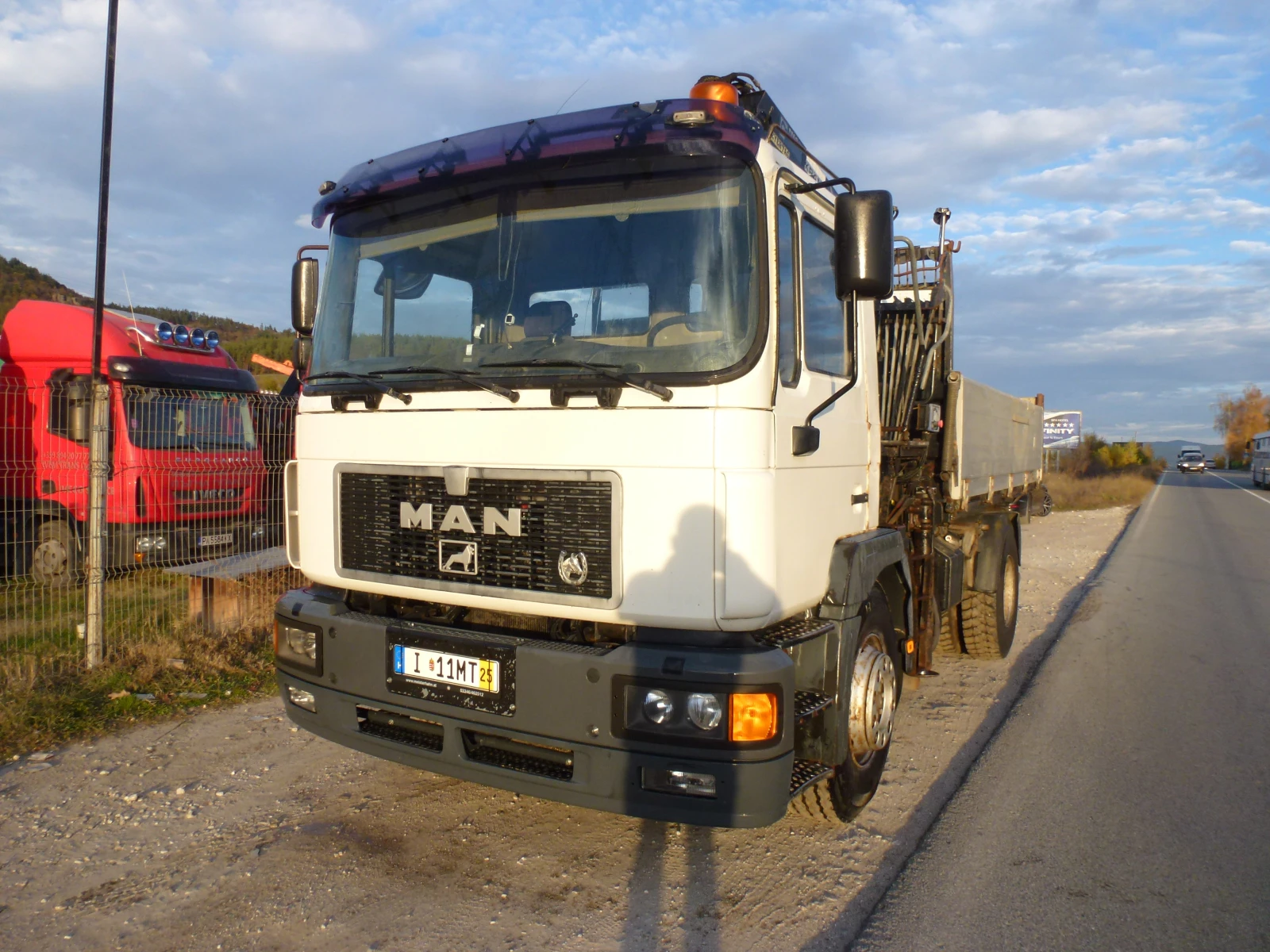 Man 18 264 | Mobile.bg   1