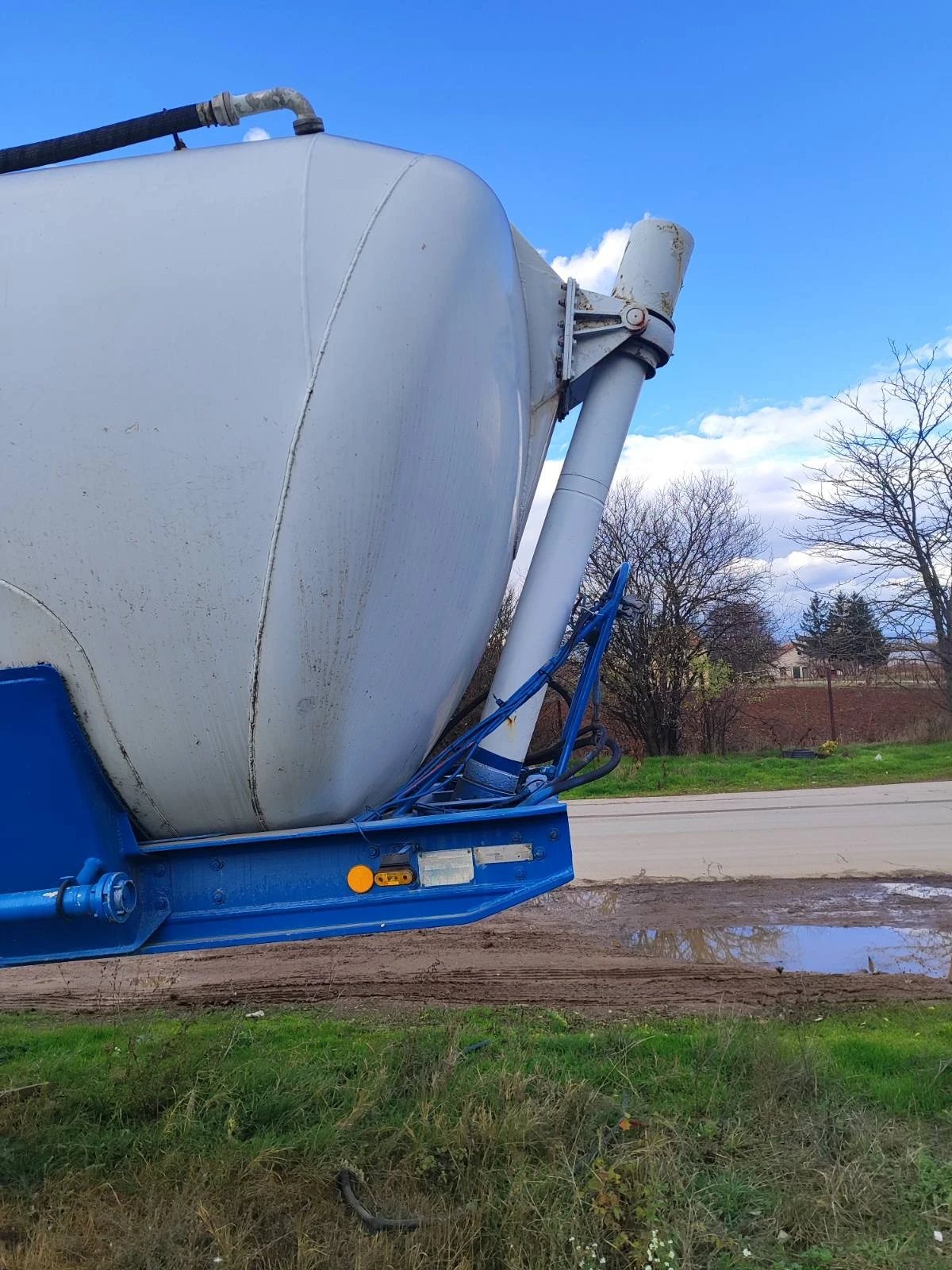  Spitzer | Mobile.bg   7