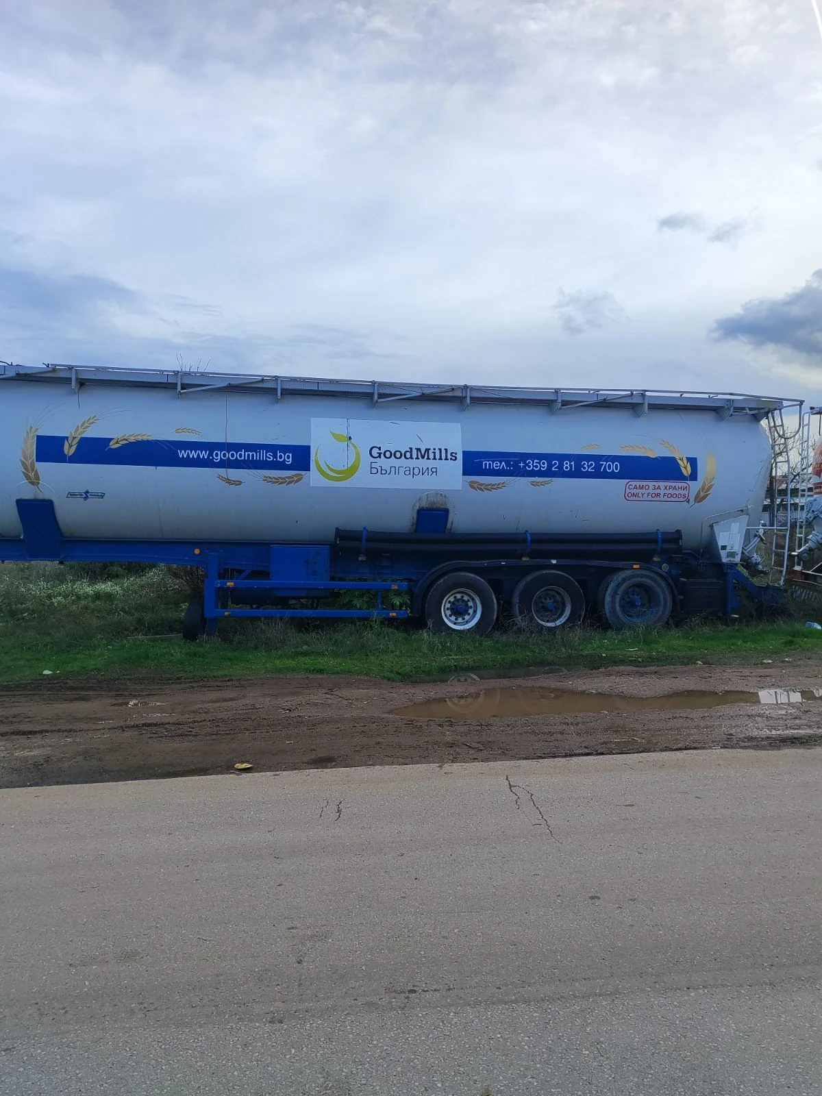  Spitzer | Mobile.bg   1